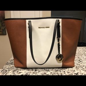 Michael Kors tote